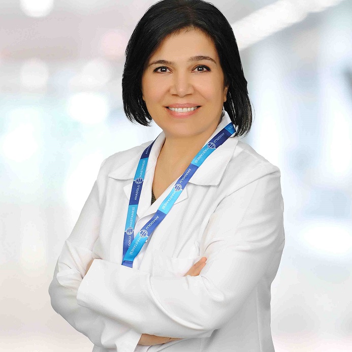 Dr. Ayşenur Çelik
