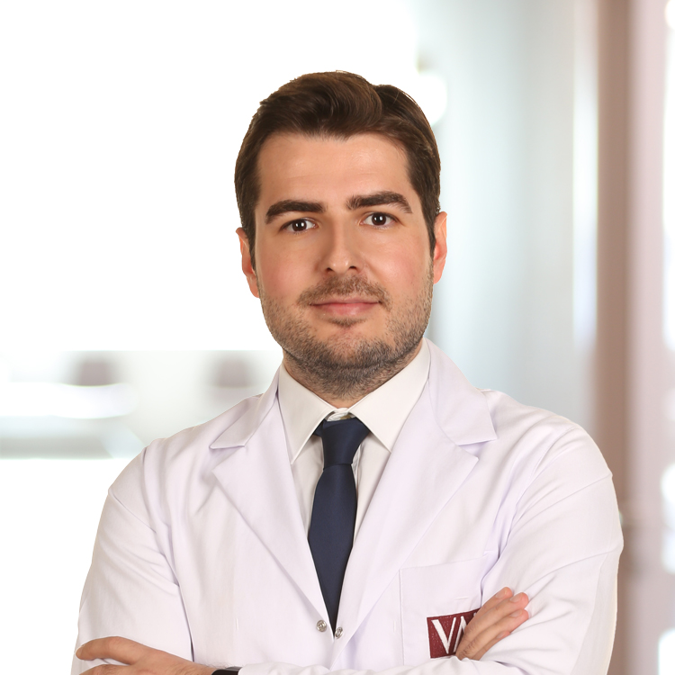 Op. Dr. Atakan Ezici