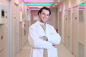 Psychologist Çağrı Akyol Çevirir