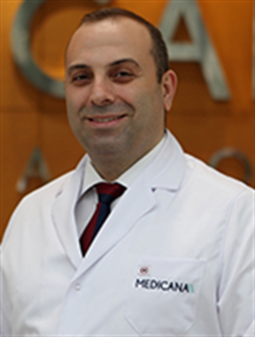 Dr. Akif Takaz