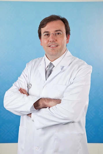 Dr. Özer GİRAY 