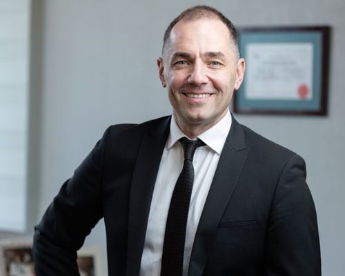 Dr. Volkan Tayfur