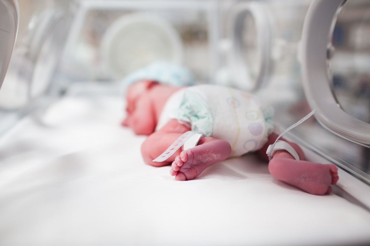 What causes premature birth? What is a premature baby? Should I be scared?
