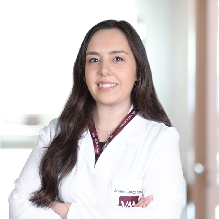 Dt. Edanur Tabakçı Tunğuç 