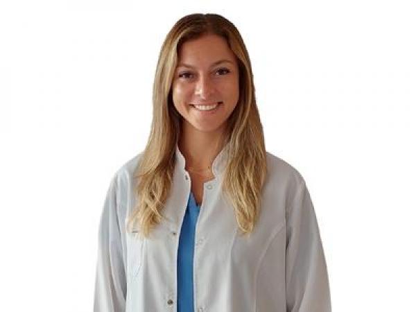 Dr. Dentist Burcu Balkan