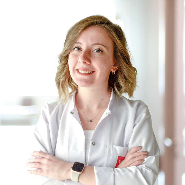 Exp. Dietitian Cansu Özçelik 