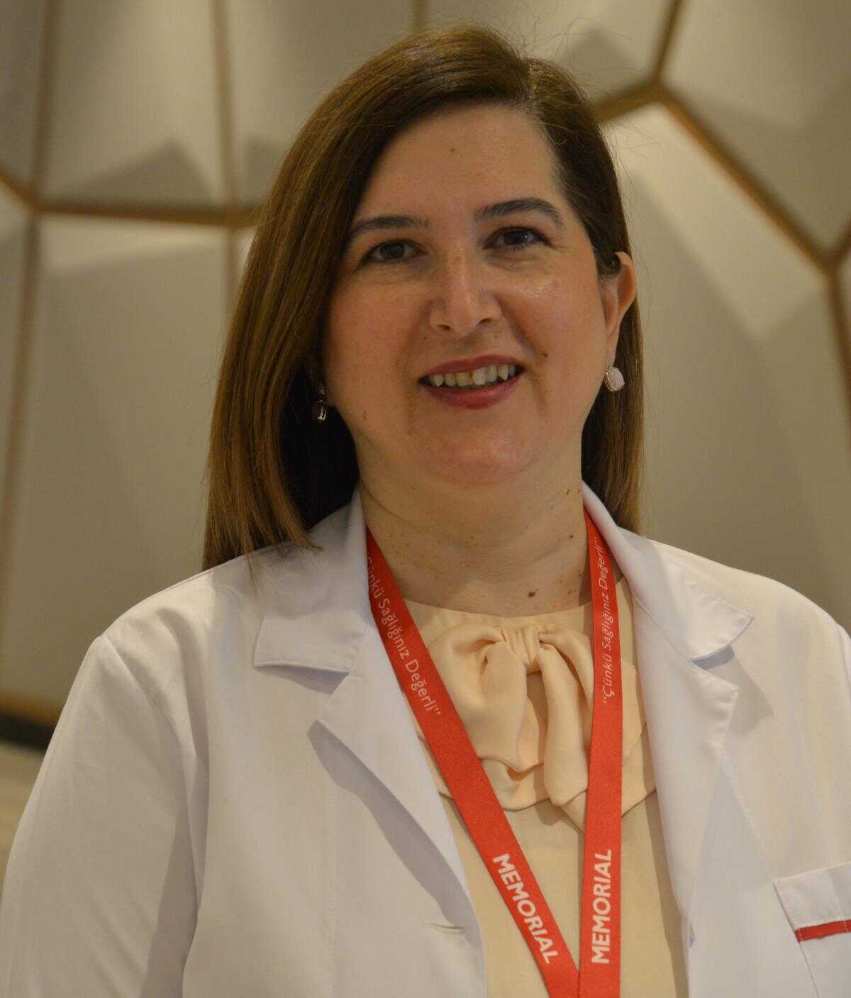 Prof. Ayşe KUBAT ÜZÜM