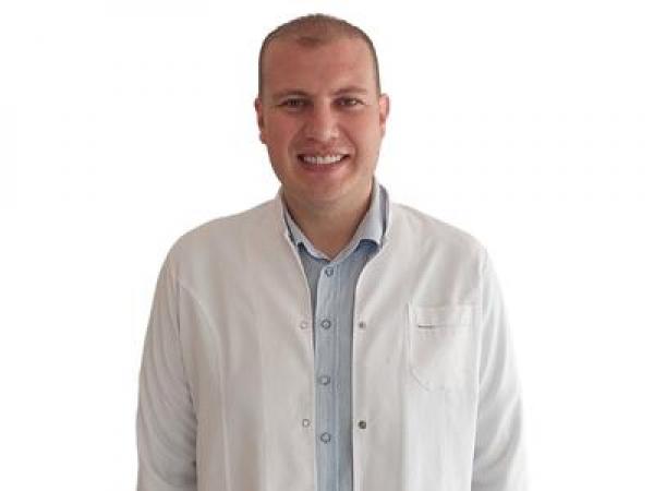 Dr. Dentist Mustafa Özcan